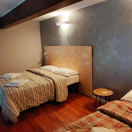 Apartment Stazione Μπέργκαμο Εξωτερικό φωτογραφία