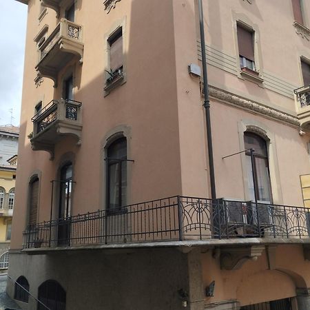 Apartment Stazione Μπέργκαμο Εξωτερικό φωτογραφία